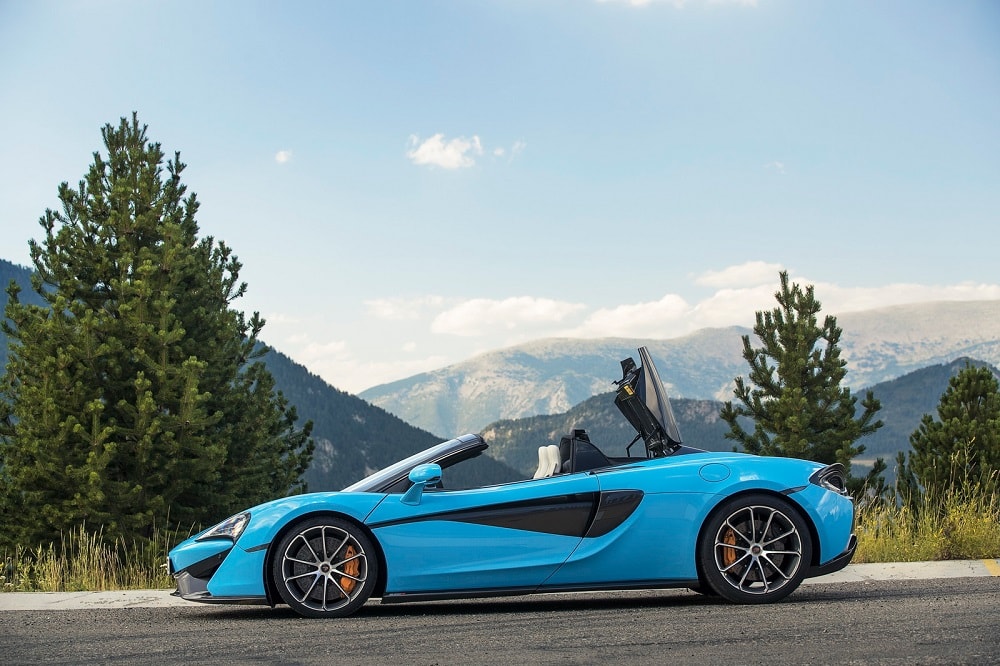 Bewonder de McLaren 570S Spider in 50 nieuwe foto's