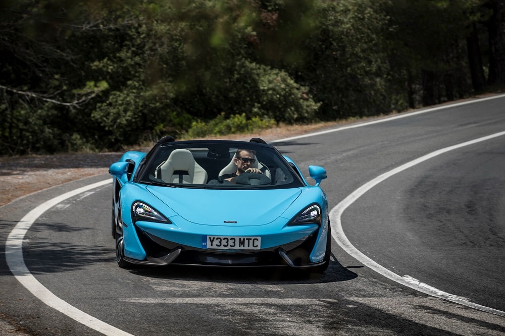 Bewonder de McLaren 570S Spider in 50 nieuwe foto's