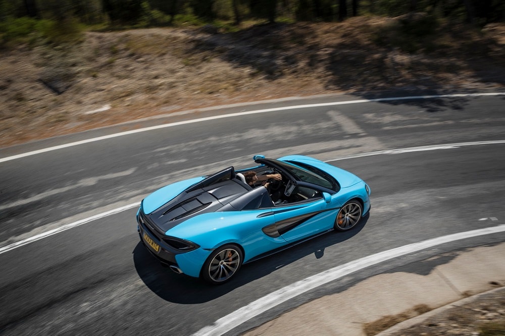 Bewonder de McLaren 570S Spider in 50 nieuwe foto's