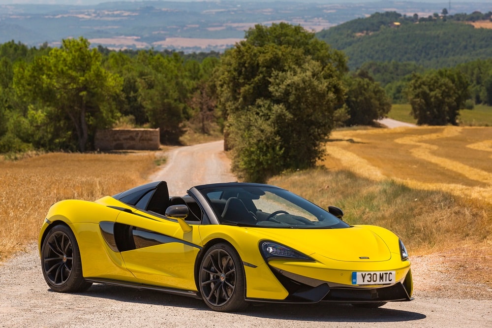 Bewonder de McLaren 570S Spider in 50 nieuwe foto's