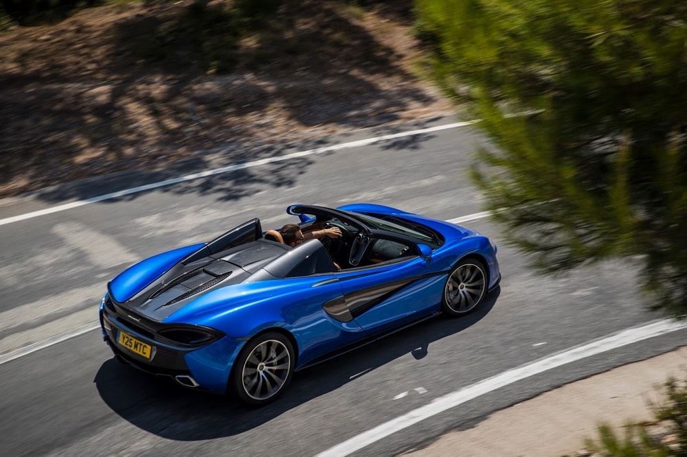 Bewonder de McLaren 570S Spider in 50 nieuwe foto's
