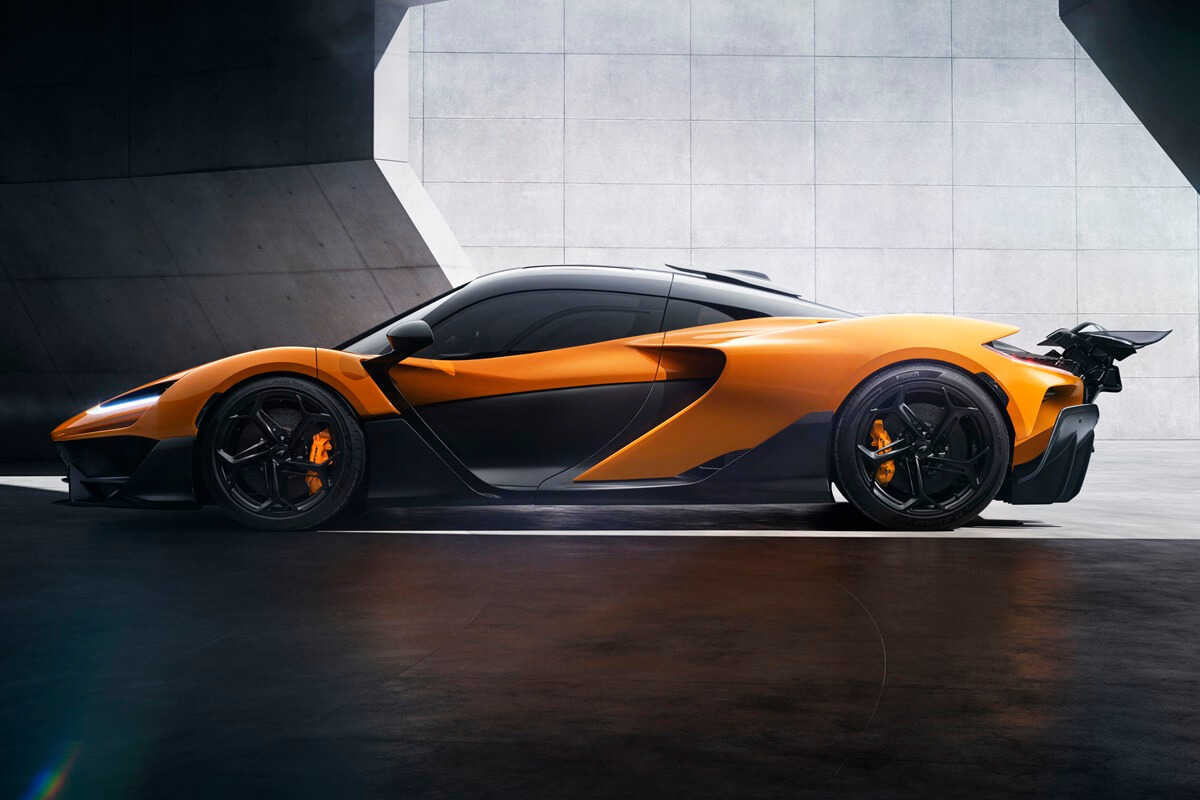 Gewicht McLaren W1 V8 hybrid 1275 PS Automatik RWD