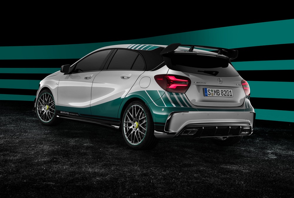 Succes in Formule 1 leidt tot Mercedes-AMG A 45 World Champion Edition