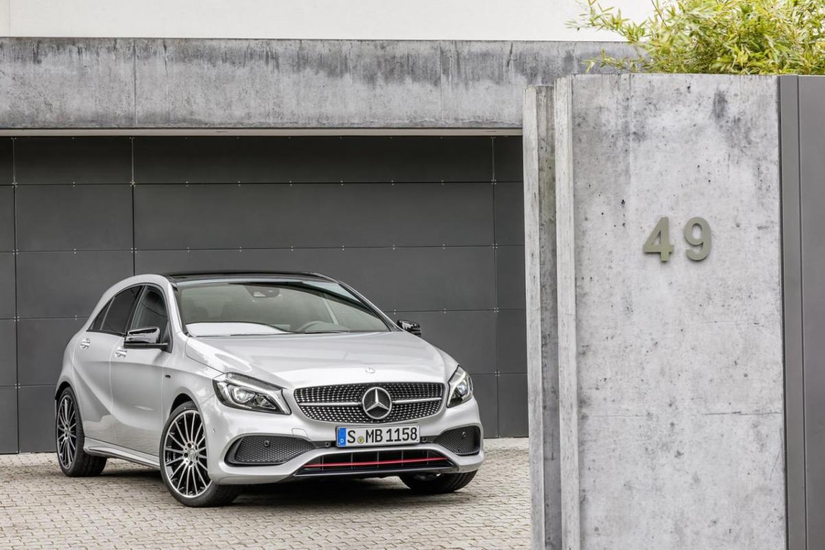 Mercedes stelt vernieuwde A-Klasse officieel voor