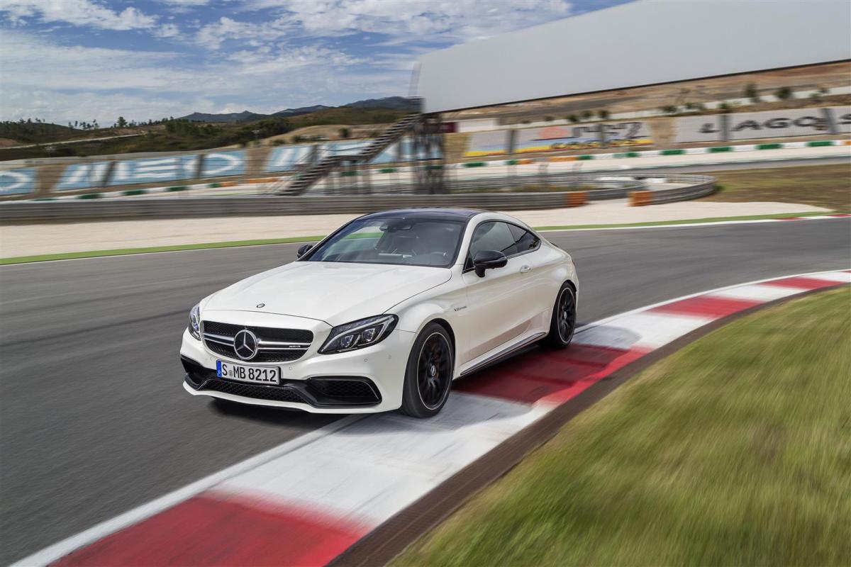 Mercedes-AMG stelt C63 Coupé officieel voor