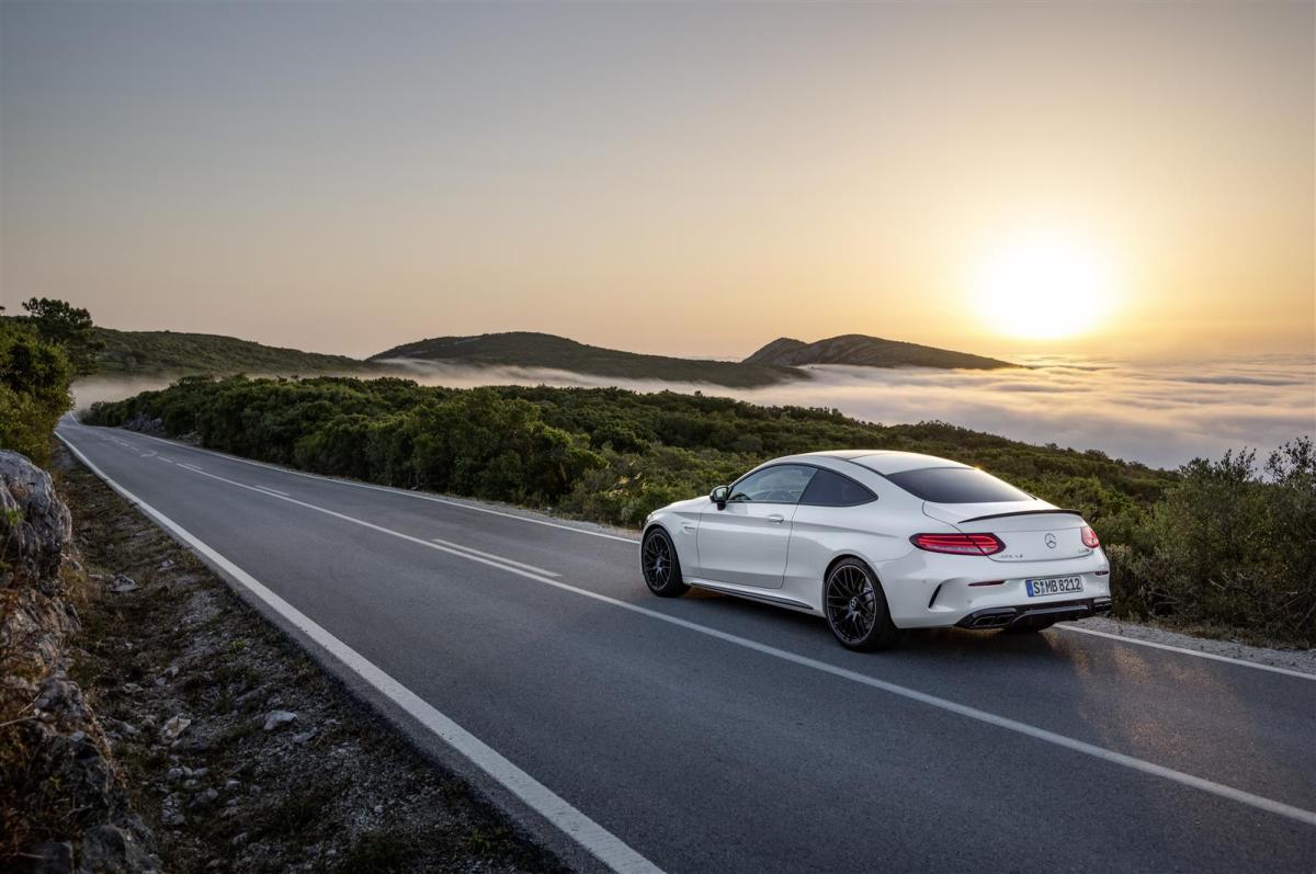 Mercedes-AMG stelt C63 Coupé officieel voor