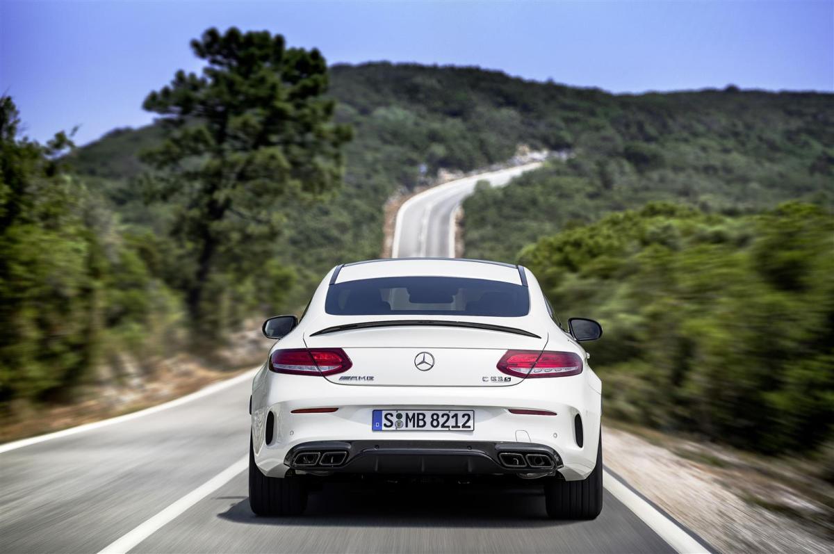 Mercedes-AMG stelt C63 Coupé officieel voor