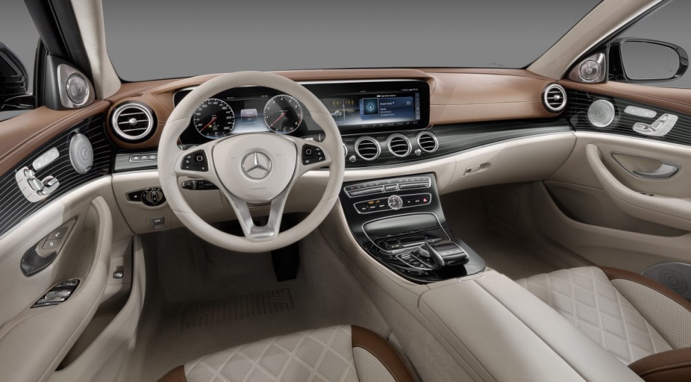 Mercedes toont interieur van nieuwe E-Klasse