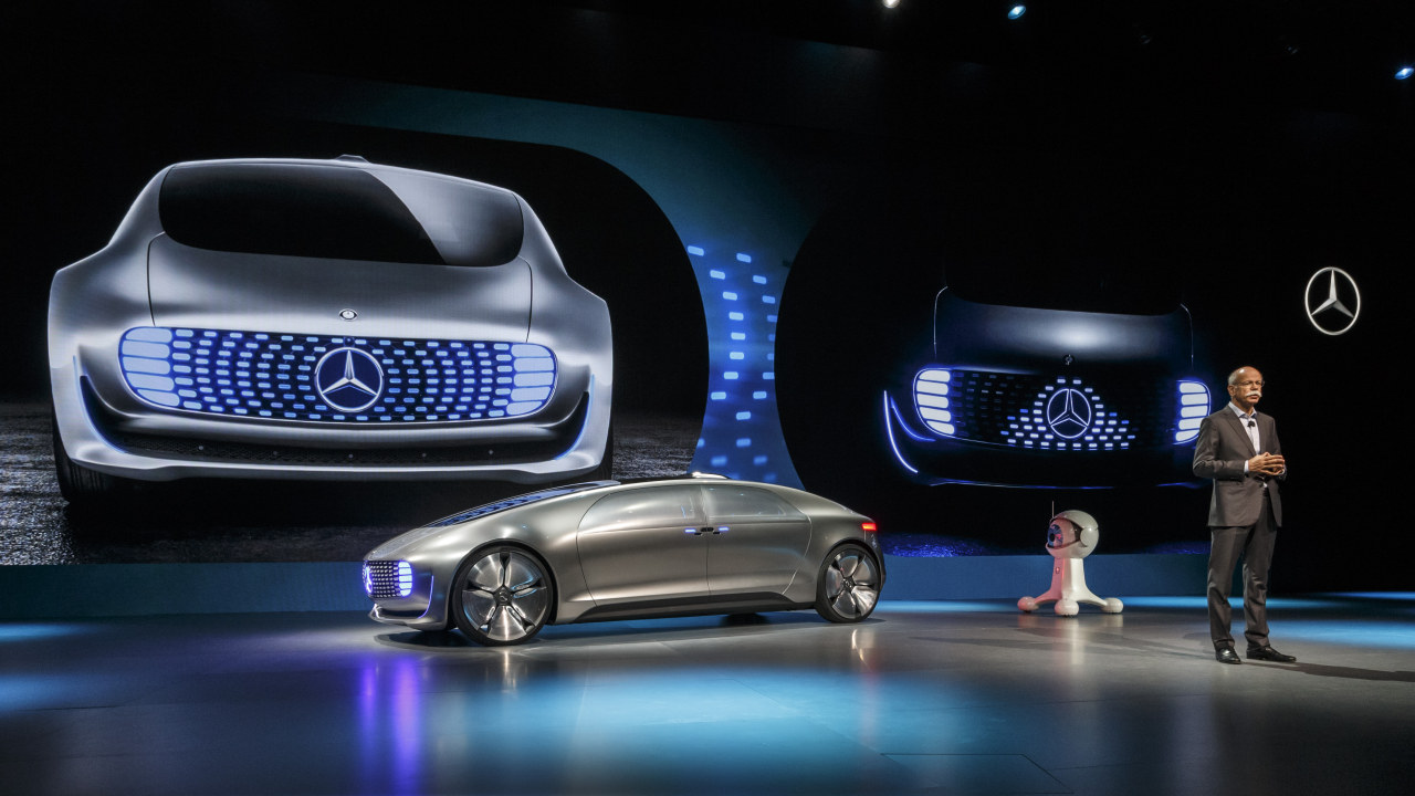 Mercedes stelt F 015 Luxury in Motion Concept voor in Las Vegas