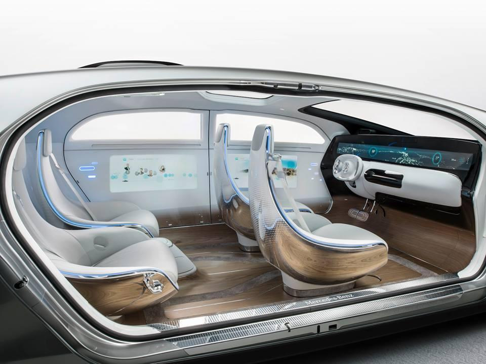 Mercedes stelt F 015 Luxury in Motion Concept voor in Las Vegas