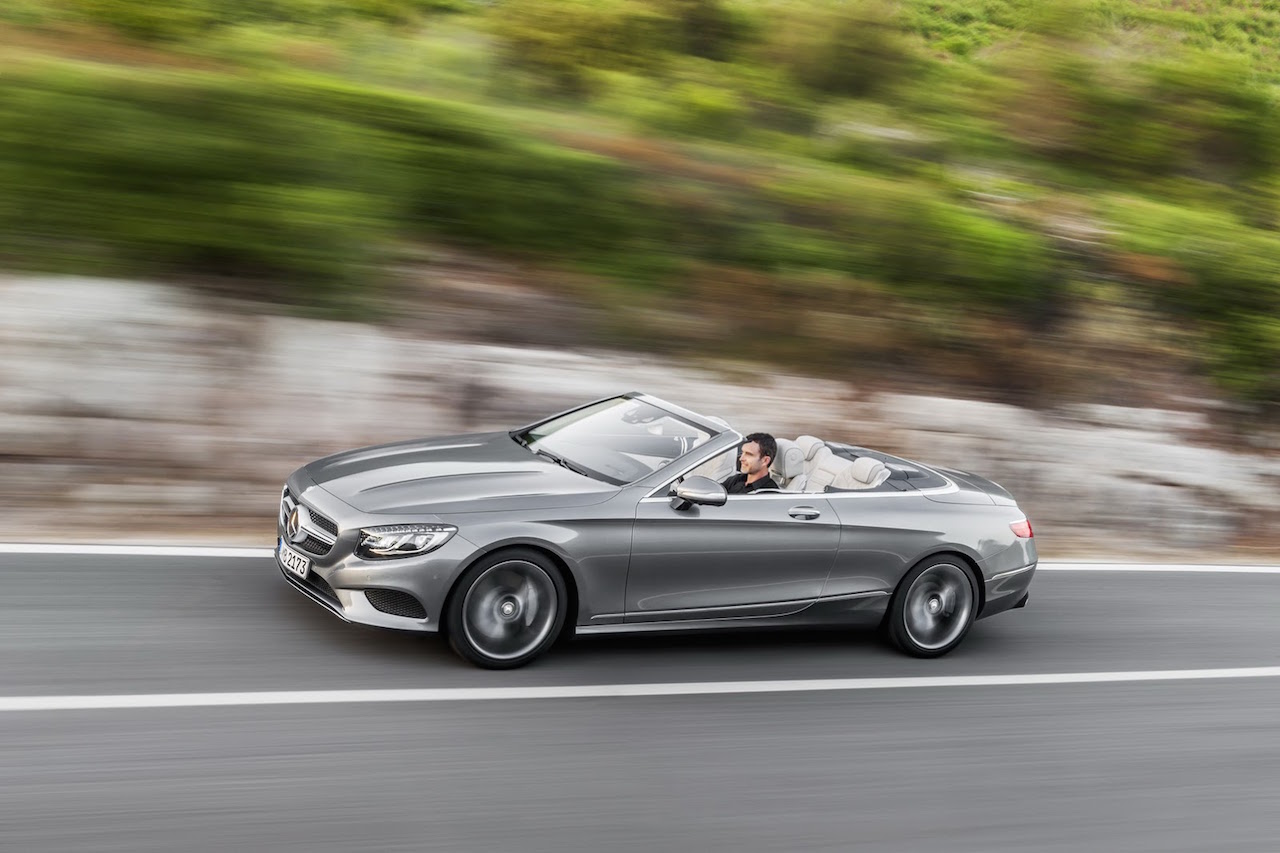 Mercedes stelt langverwachte S-Klasse en S63 AMG Cabrio voor