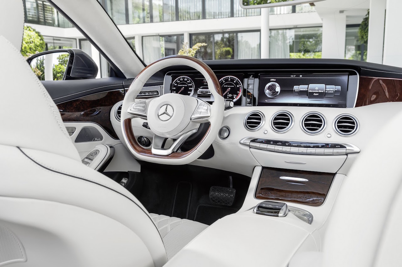 Mercedes stelt langverwachte S-Klasse en S63 AMG Cabrio voor