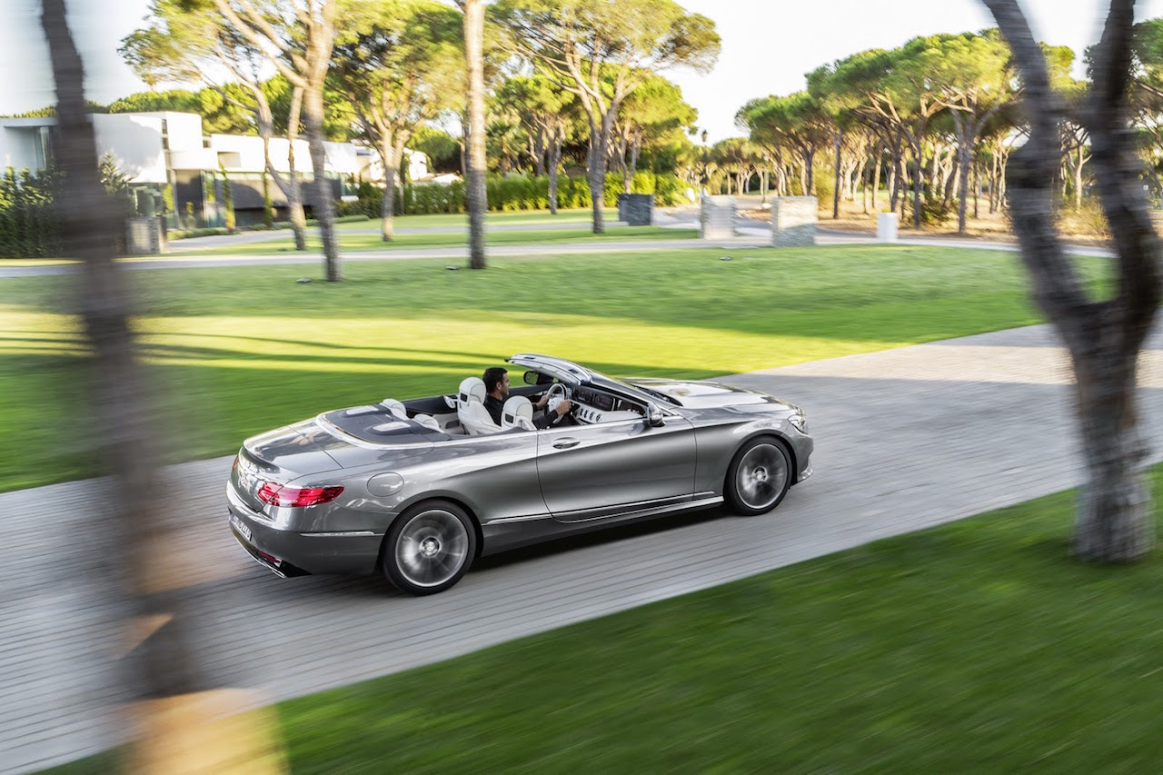 Mercedes stelt langverwachte S-Klasse en S63 AMG Cabrio voor