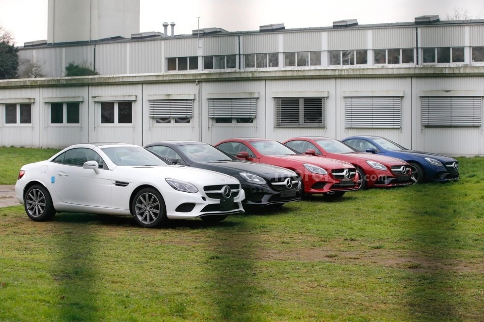 Mercedes SLC duikt ongecamoufleerd op