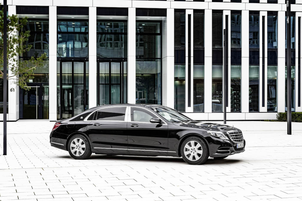 Nergens zo veilig als in de Mercedes-Maybach S 600 Guard