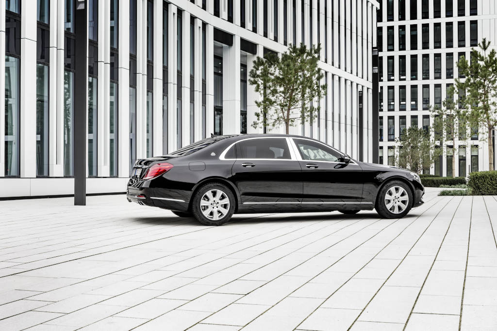 Nergens zo veilig als in de Mercedes-Maybach S 600 Guard