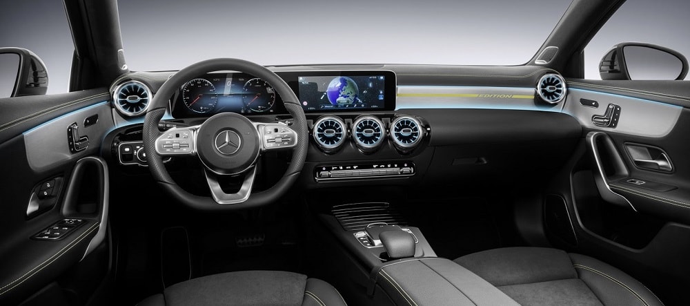 Mercedes toont interieur van nieuwe A-Klasse