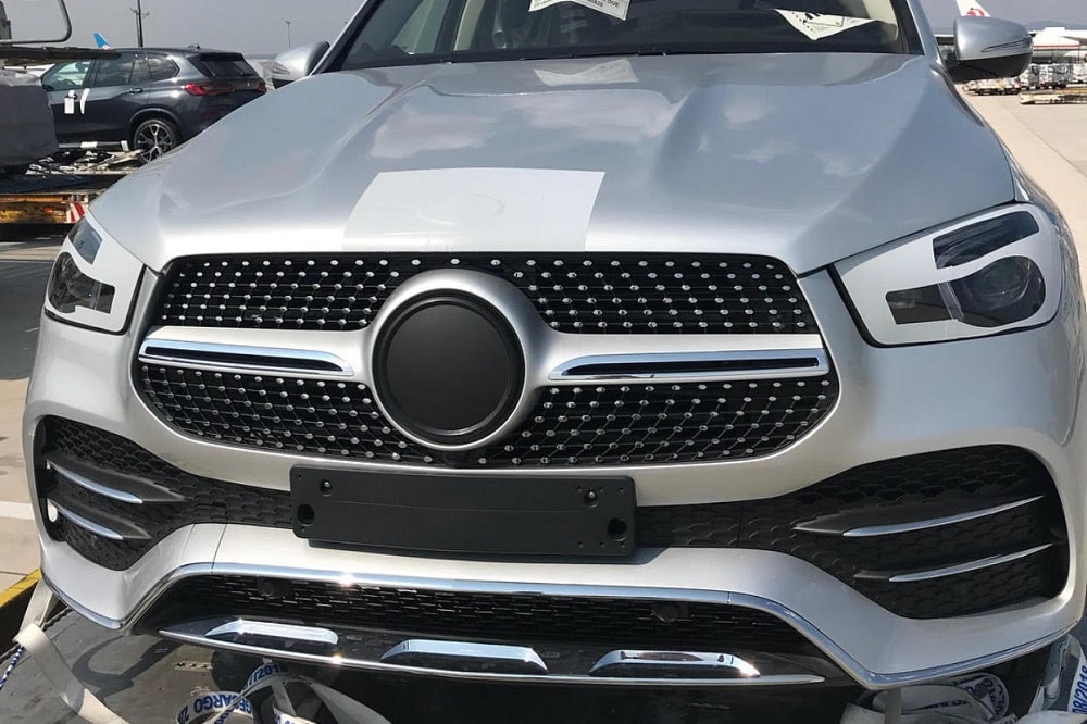 Nieuwe Mercedes GLE gespot met minimale camouflage