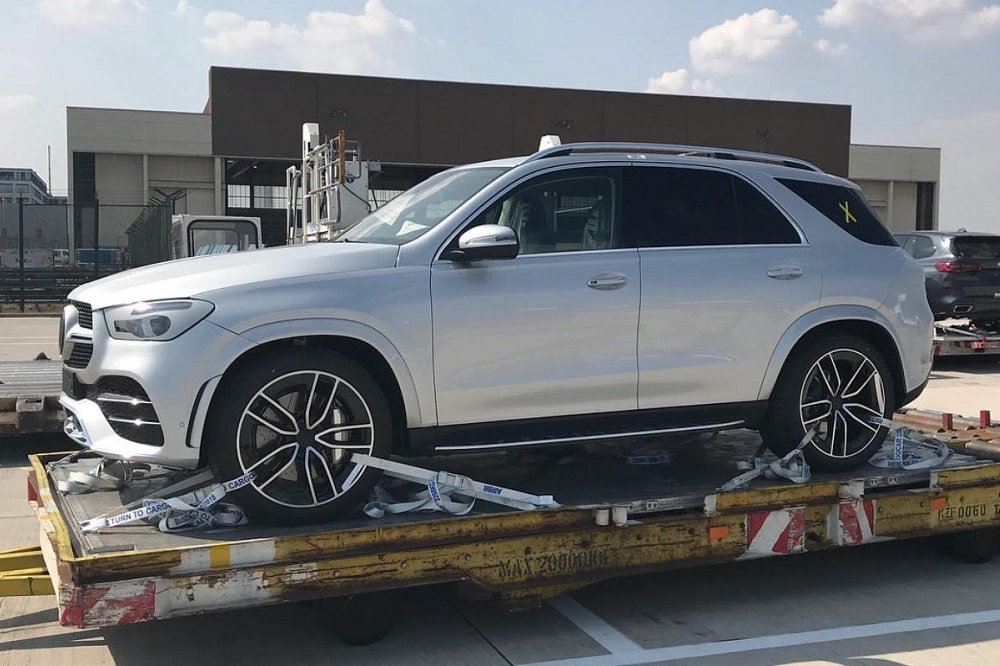 Nieuwe Mercedes GLE gespot met minimale camouflage