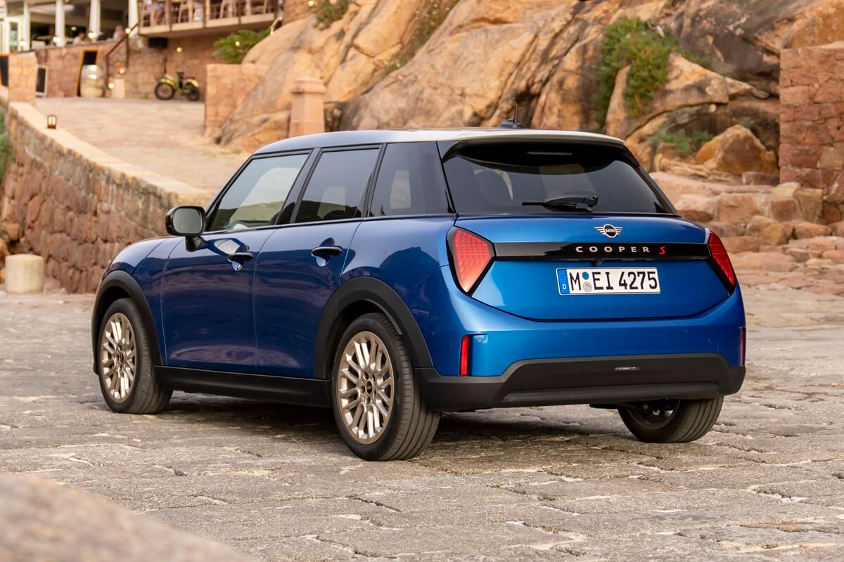 MINI 5-deurs 2025