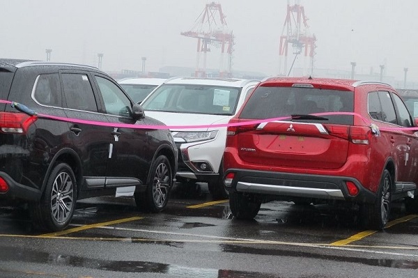 Gefacelifte Mitsubishi Outlander PHEV nu al gelekt