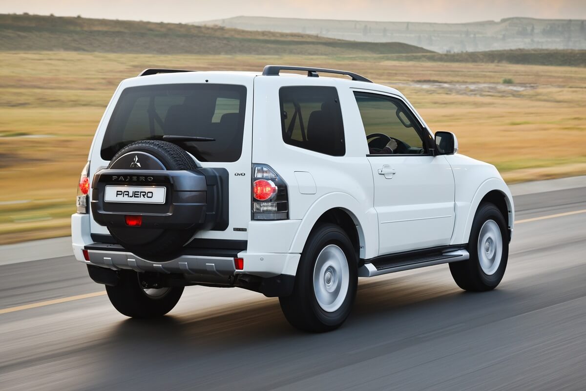 Mitsubishi Pajero 3-Door 3.2 DI-D 190 CV  trazione integrale (2014-2018)