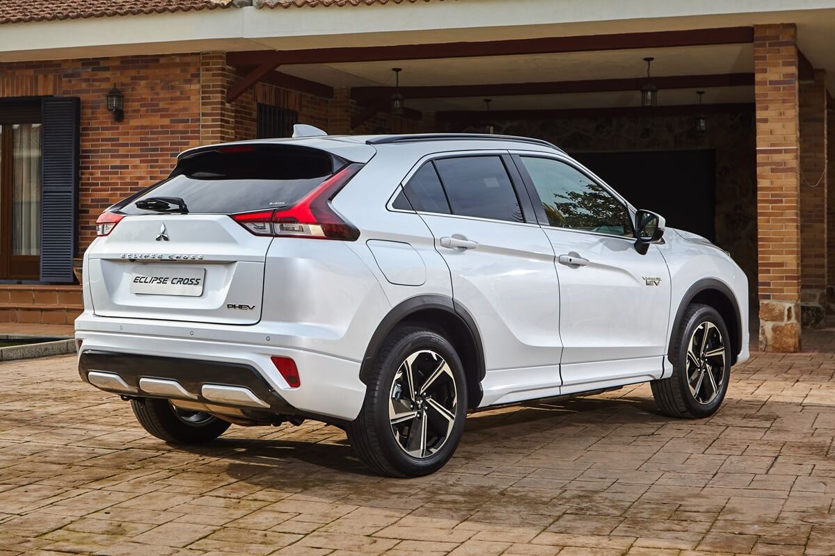 Mitsubishi Eclipse Cross 2025 extérieur arrière