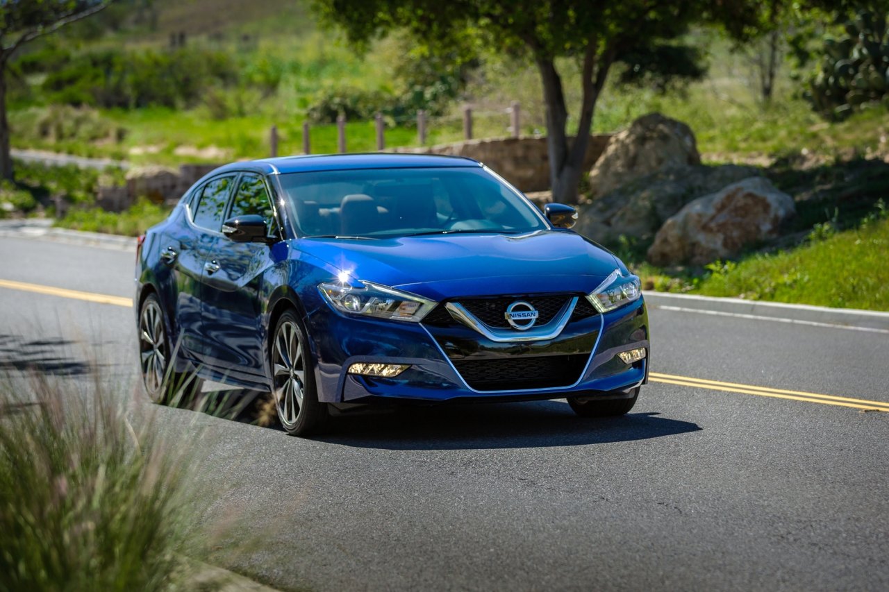 Maxima is nieuwe vierdeurs sportwagen van Nissan