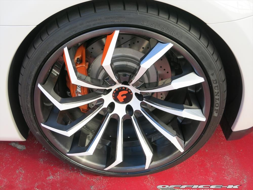 Mercedes SLS AMG Roadster door Office-K en FAB Design is blubberdik