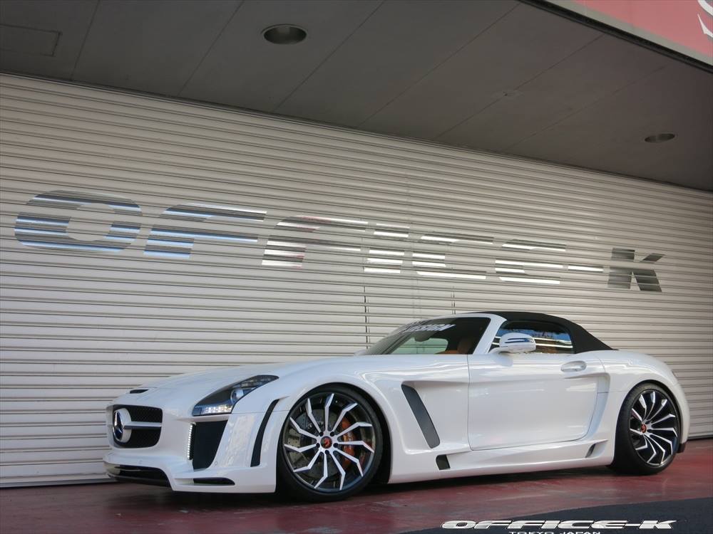 Mercedes SLS AMG Roadster door Office-K en FAB Design is blubberdik