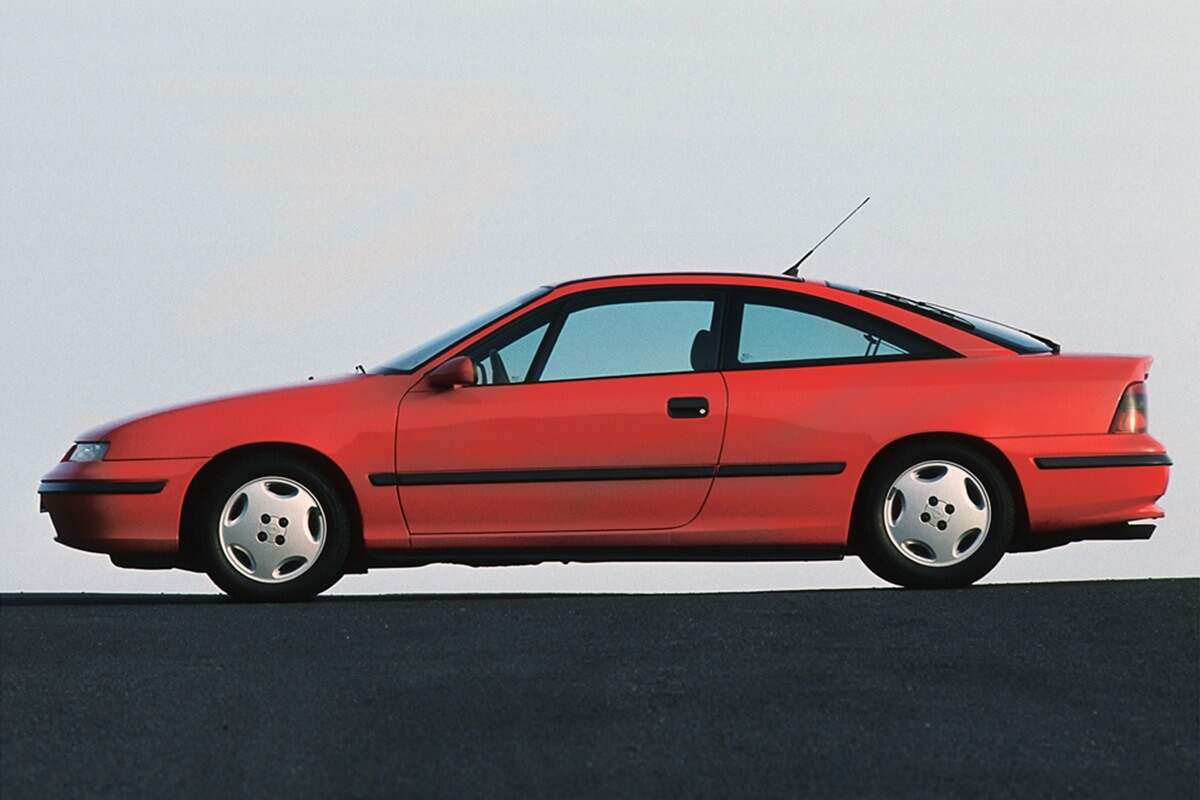 Opel Calibra 2.0i 115 pk automaat FWD (1989-1995)