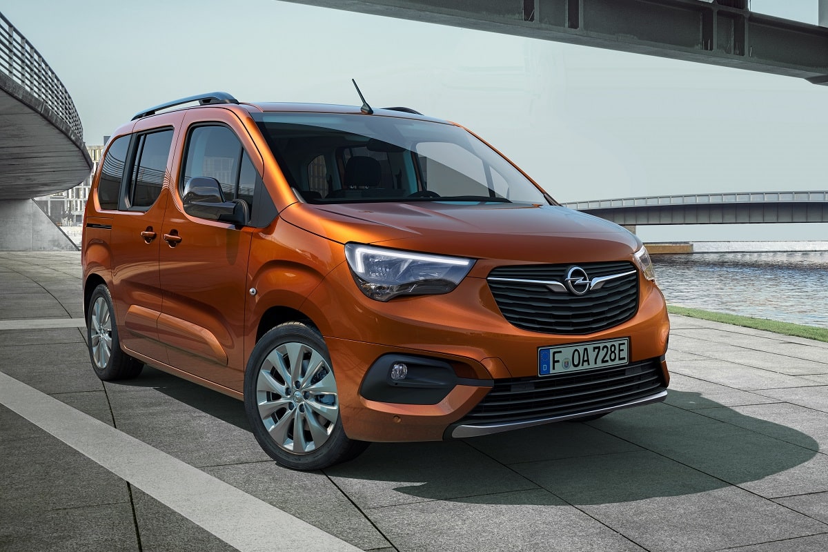 Vauxhall Combo Life dimensions 2024 Autotijd.be