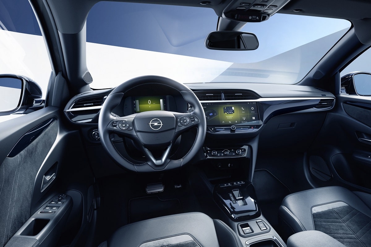 Interieur van de nieuwe Opel Corsa in 2024
