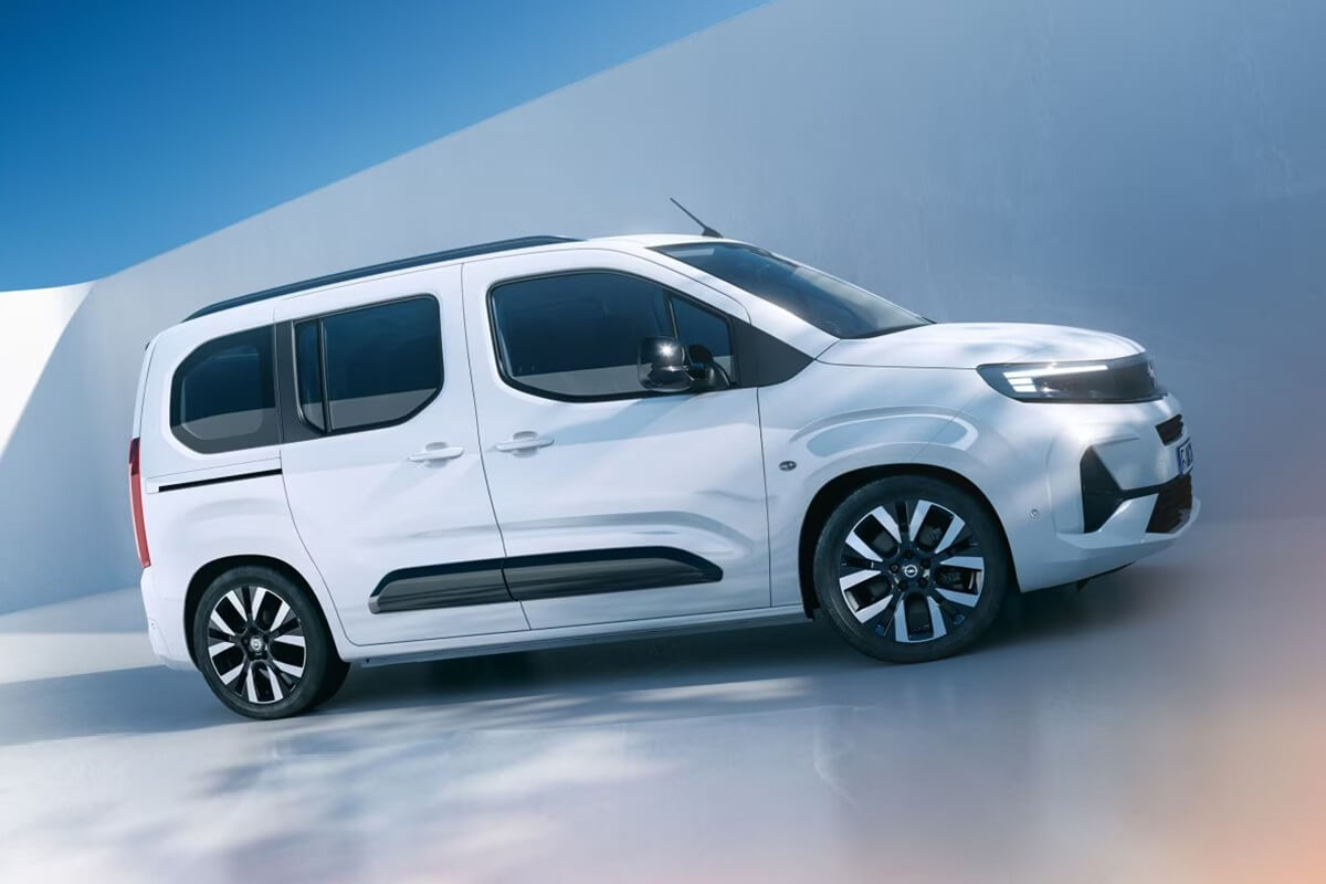 Opel Combo Life 2025 extérieur côté