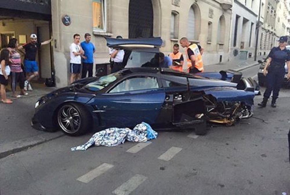 Twee maand oude Pagani Pearl mag terug naar werkplaats na zware crash in Parijs