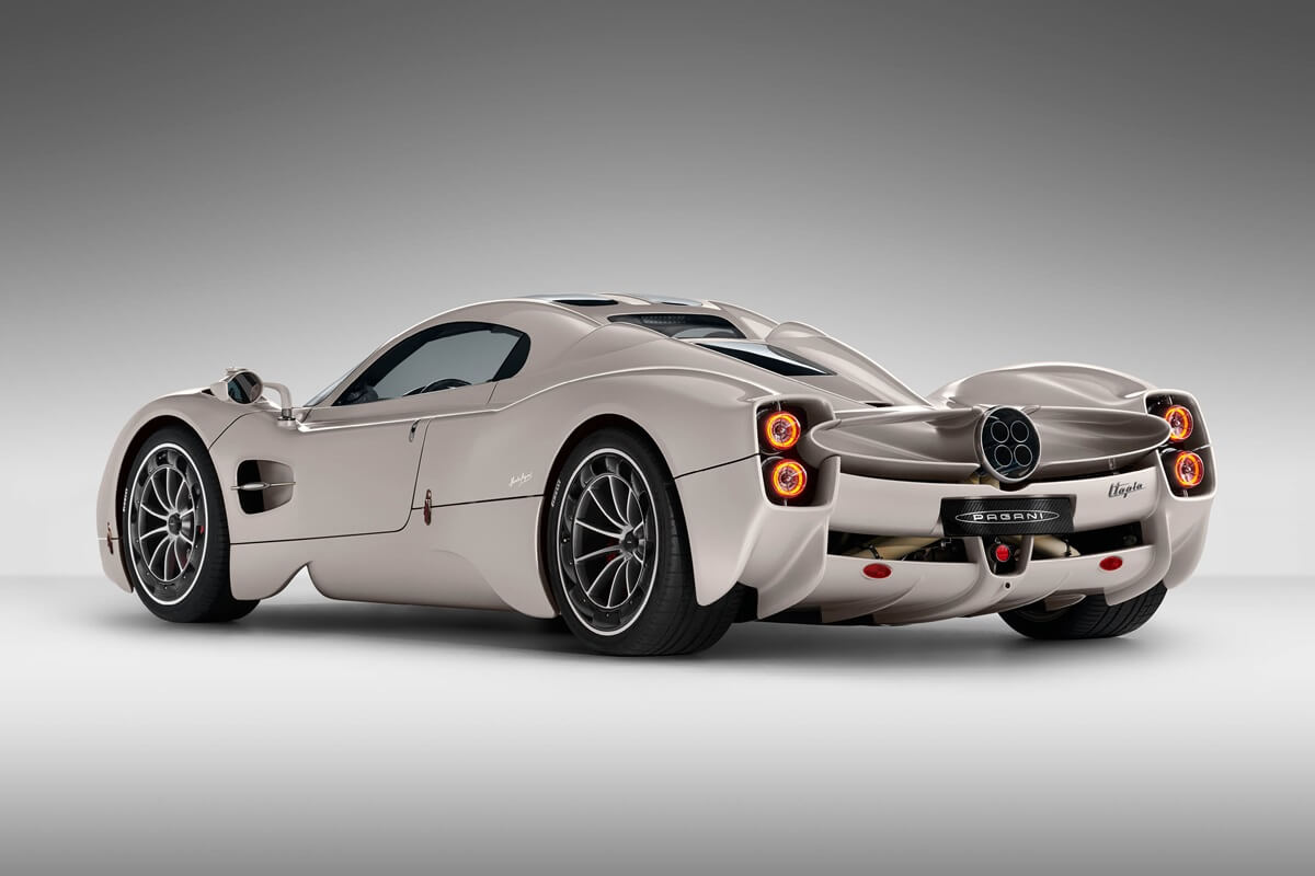 Pagani Utopia V12 864 pk automaat RWD 2024