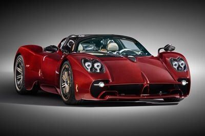 Motor Pagani Utopia Roadster