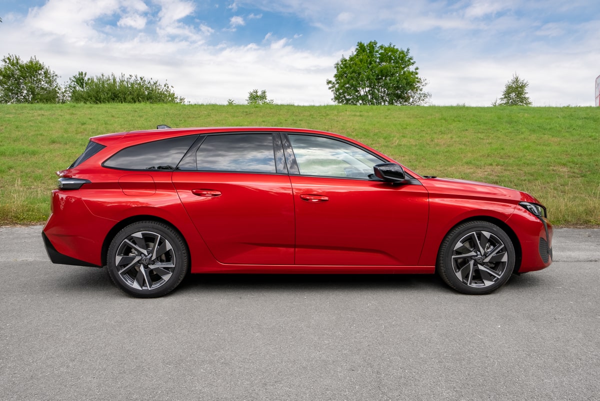 Test: Peugeot 308 SW PureTech 130 (2022)