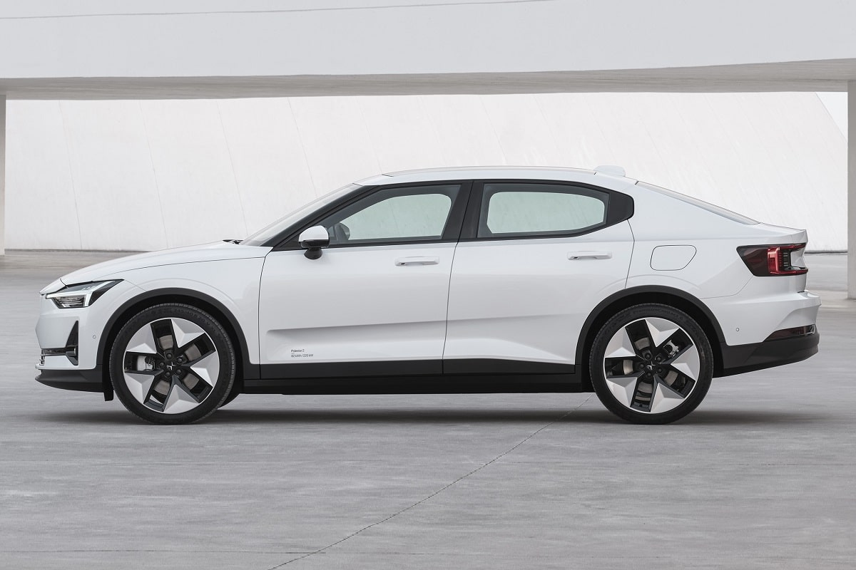 Prijs Polestar 2 in 2024 vanaf 49.990 euro Autotijd.be