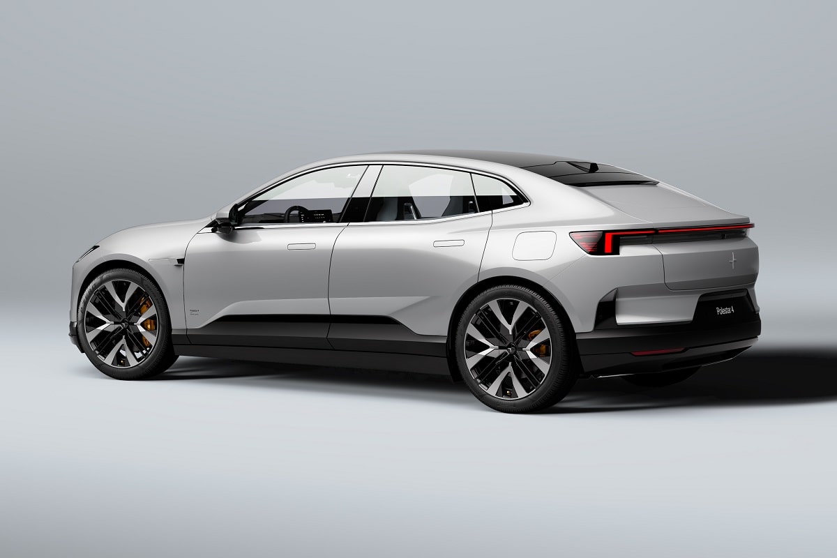 Polestar 4 2025