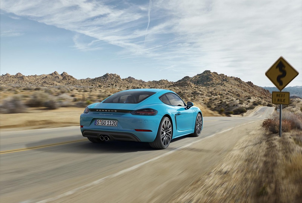 Porsche haalt doek van 718 Cayman in China