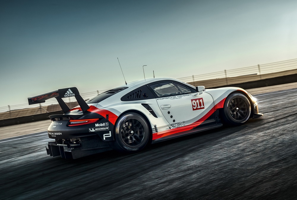 Revolutie: Porsche 911 RSR heeft middenmotor
