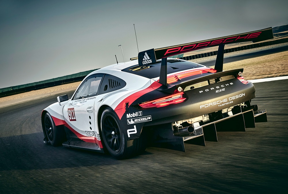 Revolutie: Porsche 911 RSR heeft middenmotor