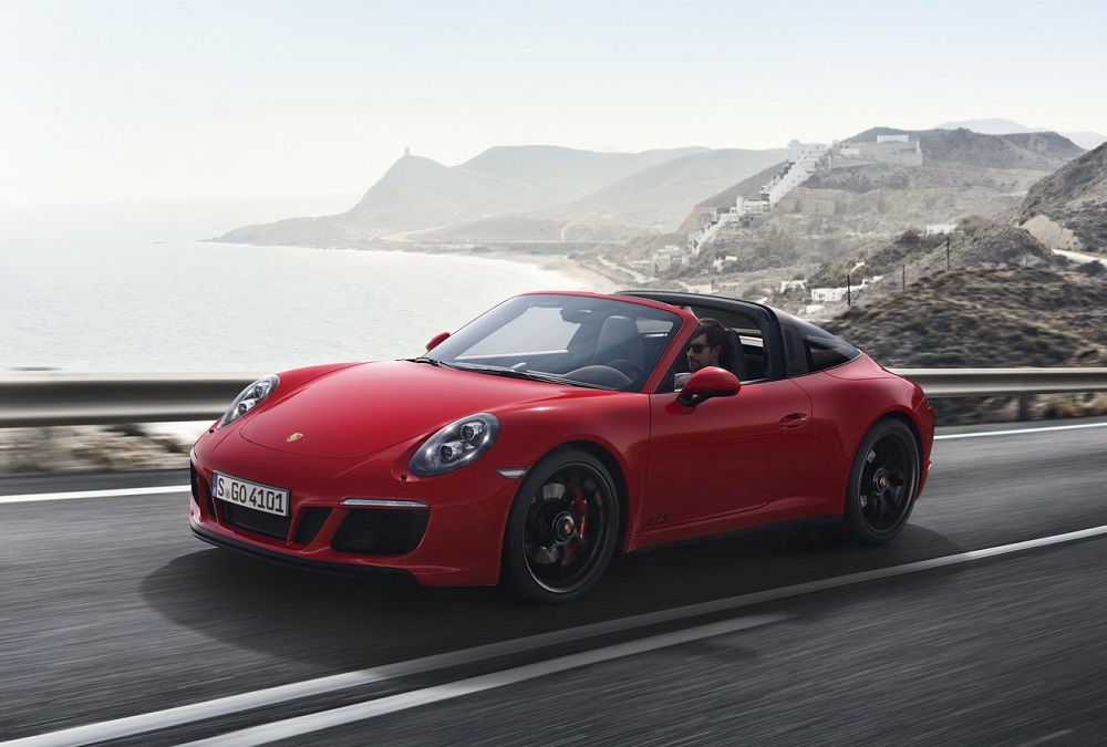 Opgefrist design en nieuwe motor voor Porsche 911 GTS