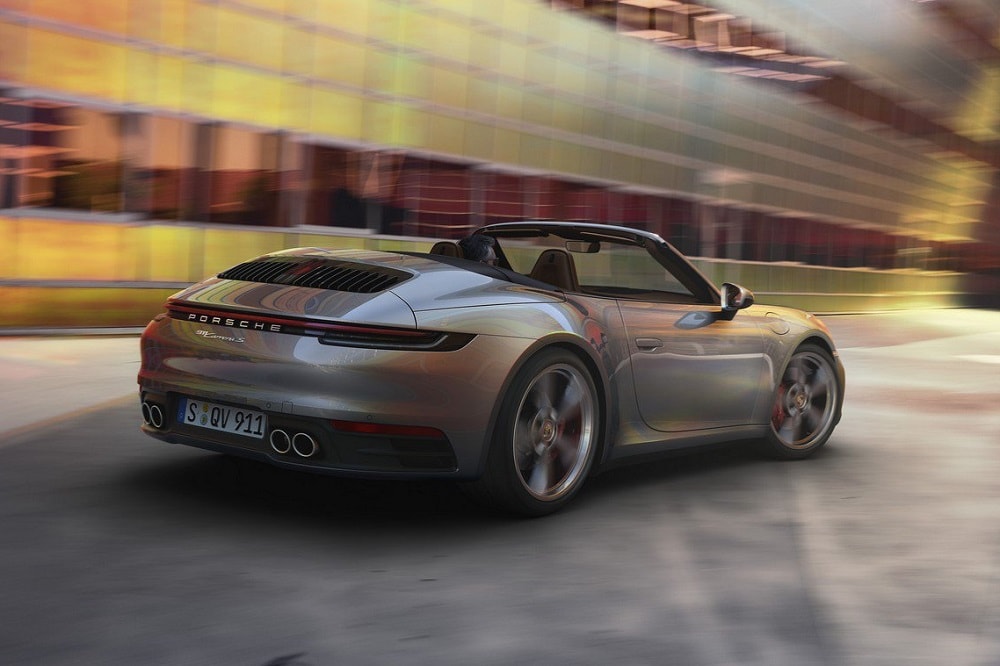 Porsche haalt doek van nieuwe 911 Cabrio