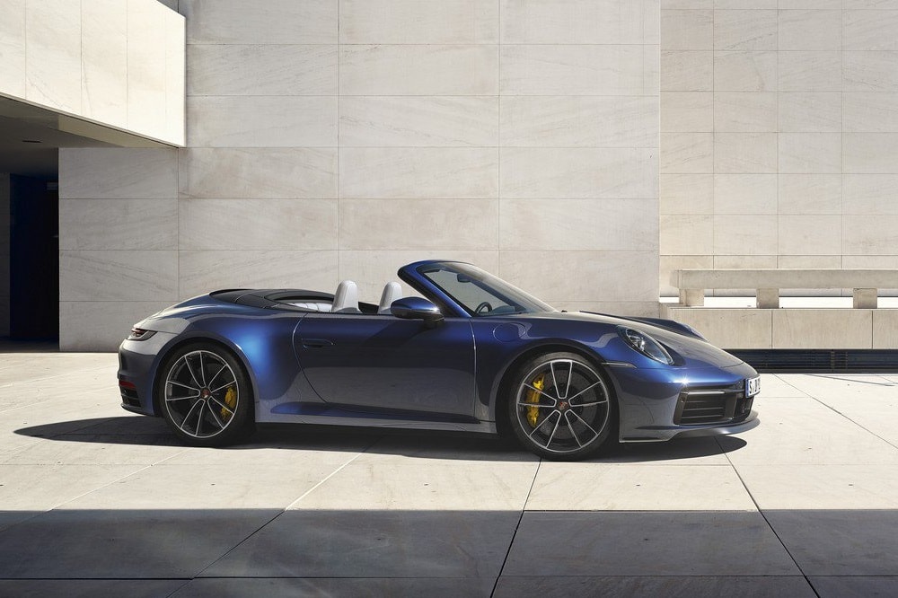 Porsche haalt doek van nieuwe 911 Cabrio