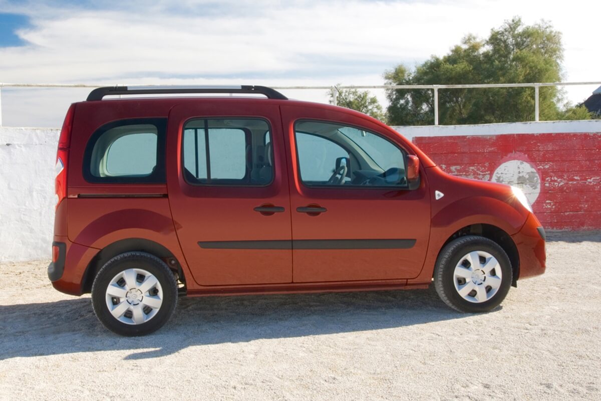 Renault Kangoo 1.5 dCi 68 PS manual  (2007-2013)