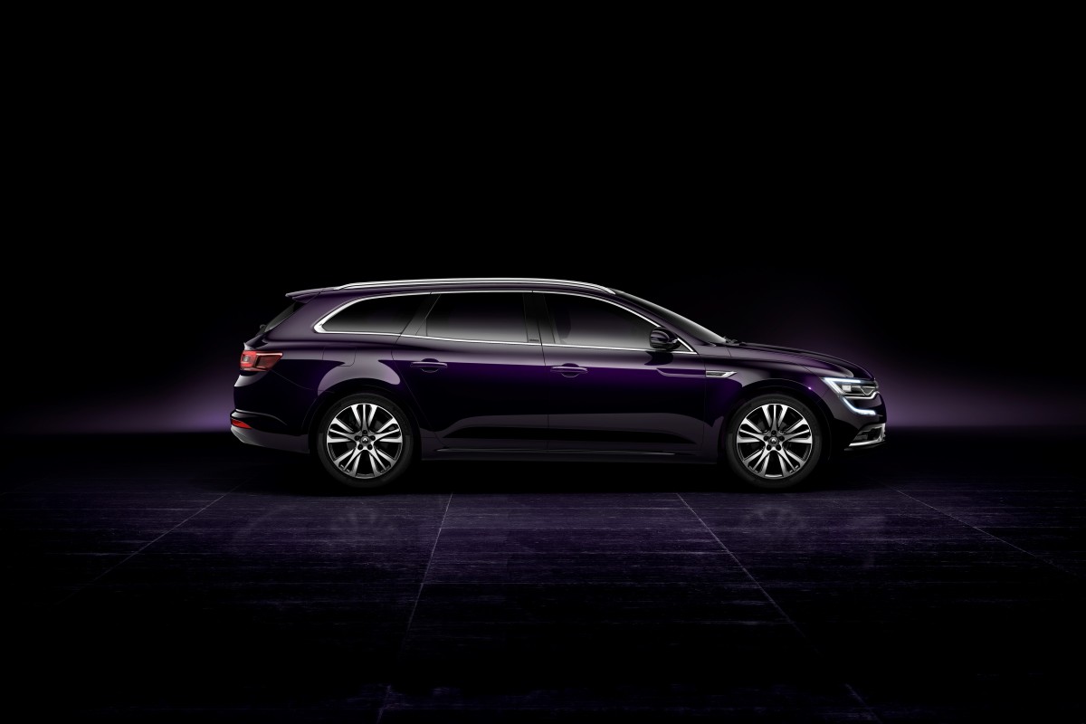 Renault laat Talisman Estate op de wereld los