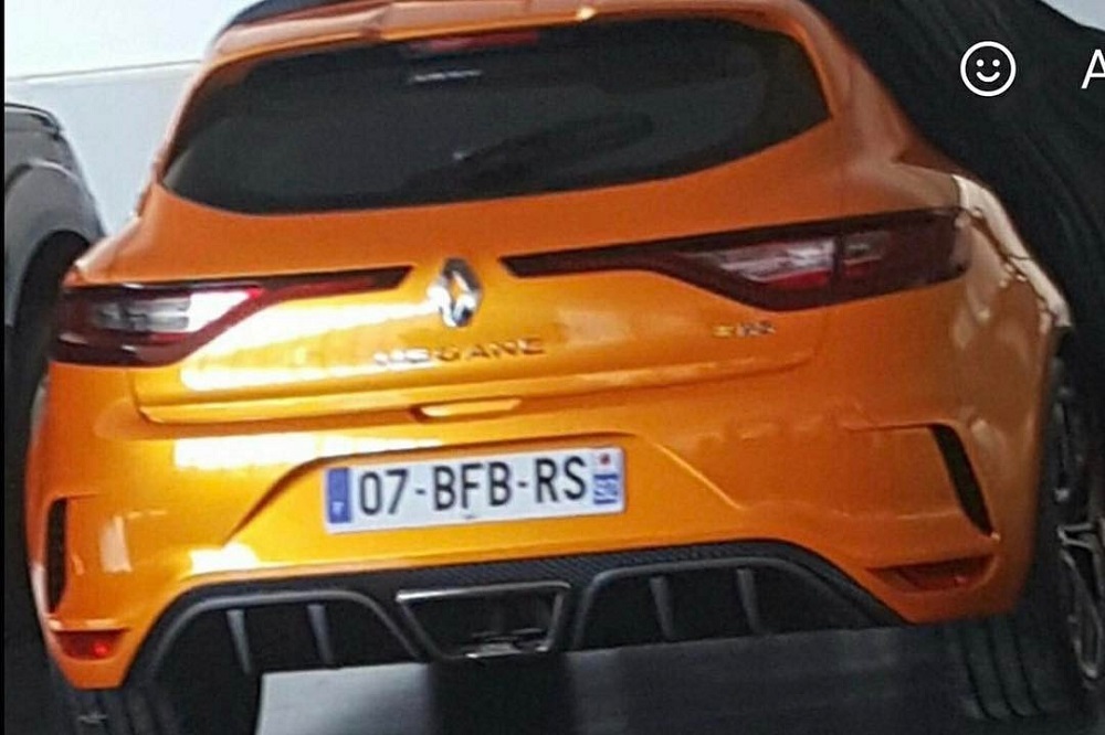 Gelekt: nieuwe Renault Megane R.S. voor het eerst in beeld