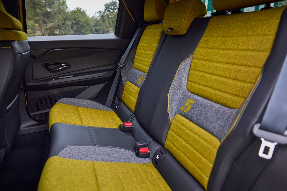 Renault 5 E-Tech Electric 2025 Iconic Cinq